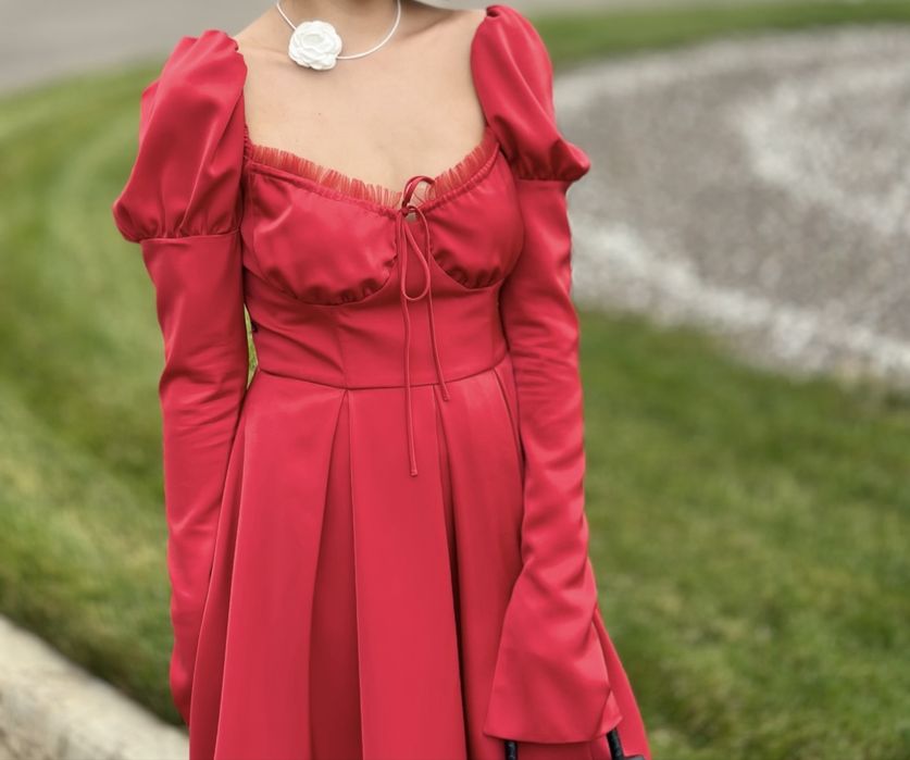 Вечернее платье