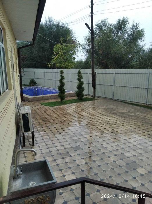 Dacha sotiladi 5.5 sotix xalol