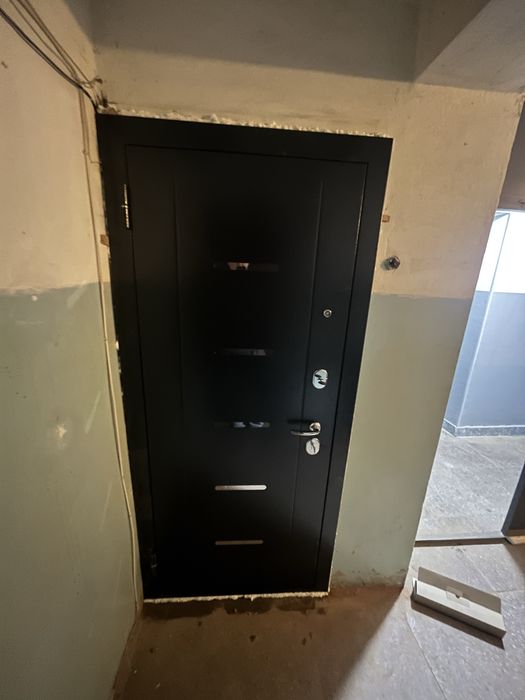 Установка Входных Дверей