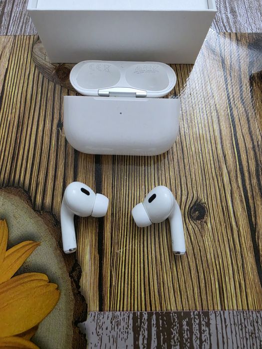 ОРИГИНАЛНИ Air pods pro 2 Слушалки