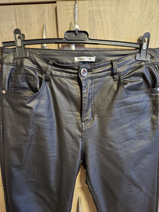 Кожен панталон 48 размер