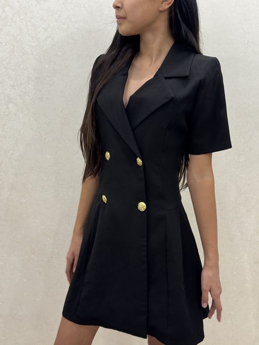 Черное платье М размер