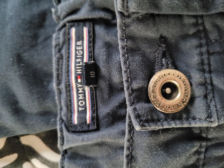 Pantaloni băieți scoala 10 ani Tommy