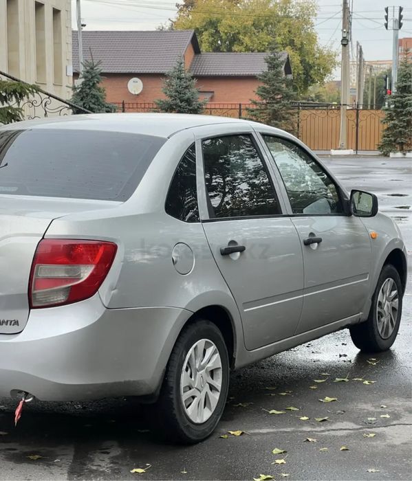 Продам машину ВАЗ гранта