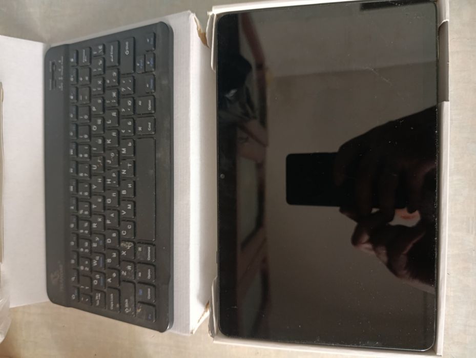 Продаю планшет Huawei MatPad SE