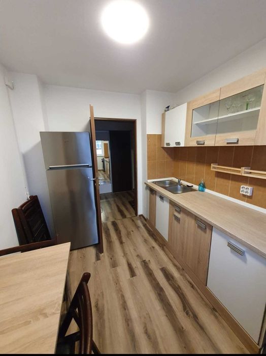 Inchiriez apartament cu 2 camere, Dristor