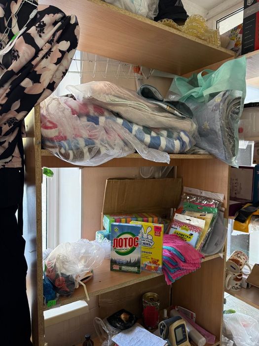 Продам шкафы, стеллажи