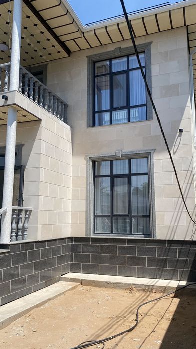 Монтаж травертина и гранита