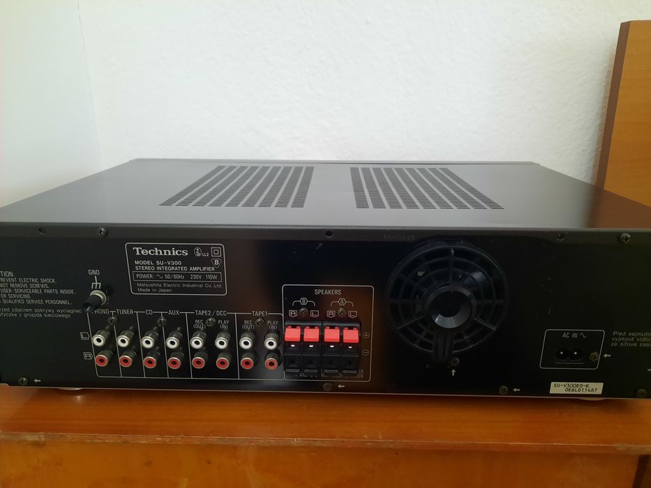 Technics SU-V300