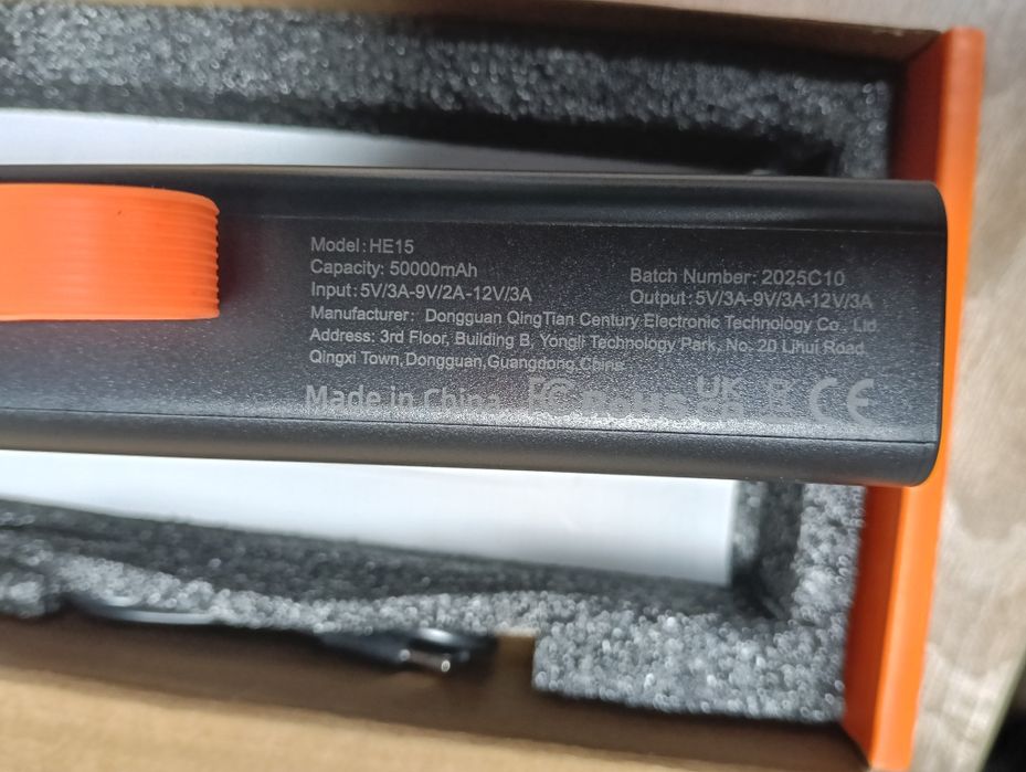 50000mAh- Baterie externa cu încărcare super rapidă,afișaj LED și lanternă