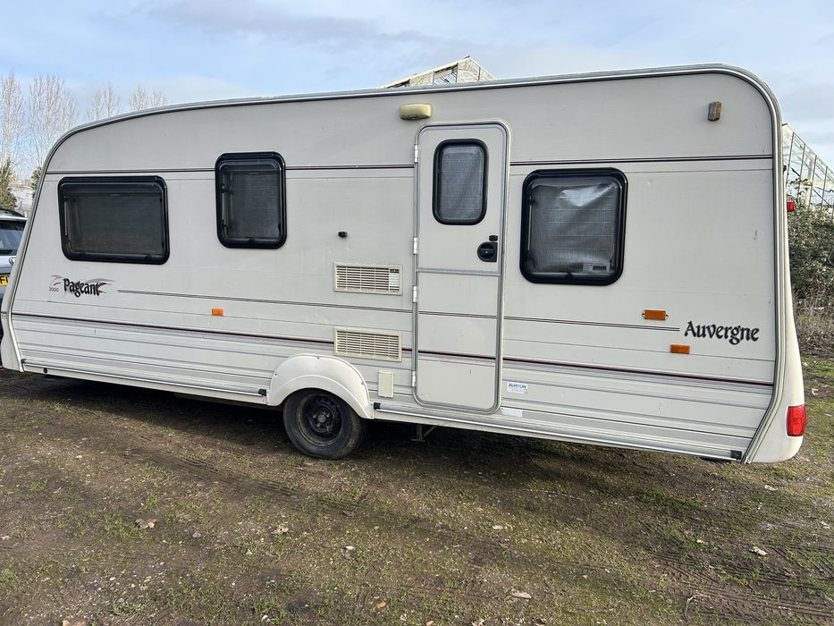 Rulota Bailey 4/5 persoane