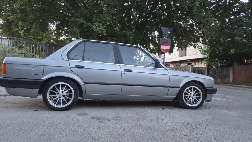BMW E30 5500 Euro Ultimul preț