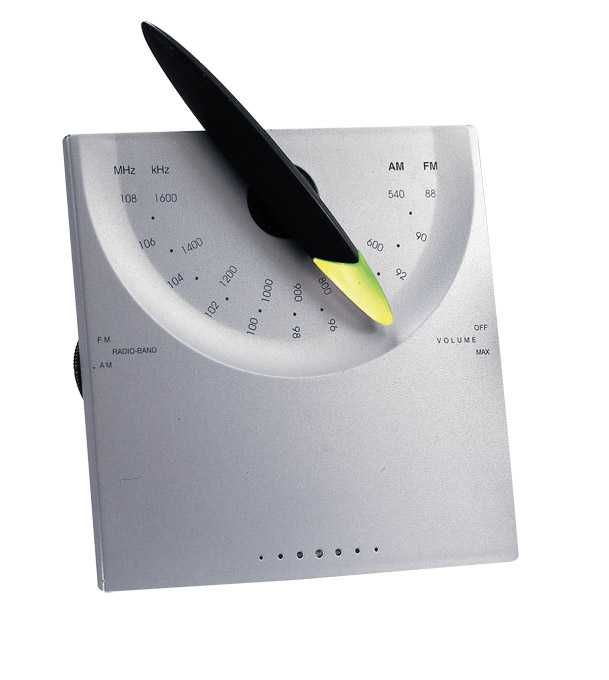 радио AM/FM със светеща ярко стрелка за настройване Италия