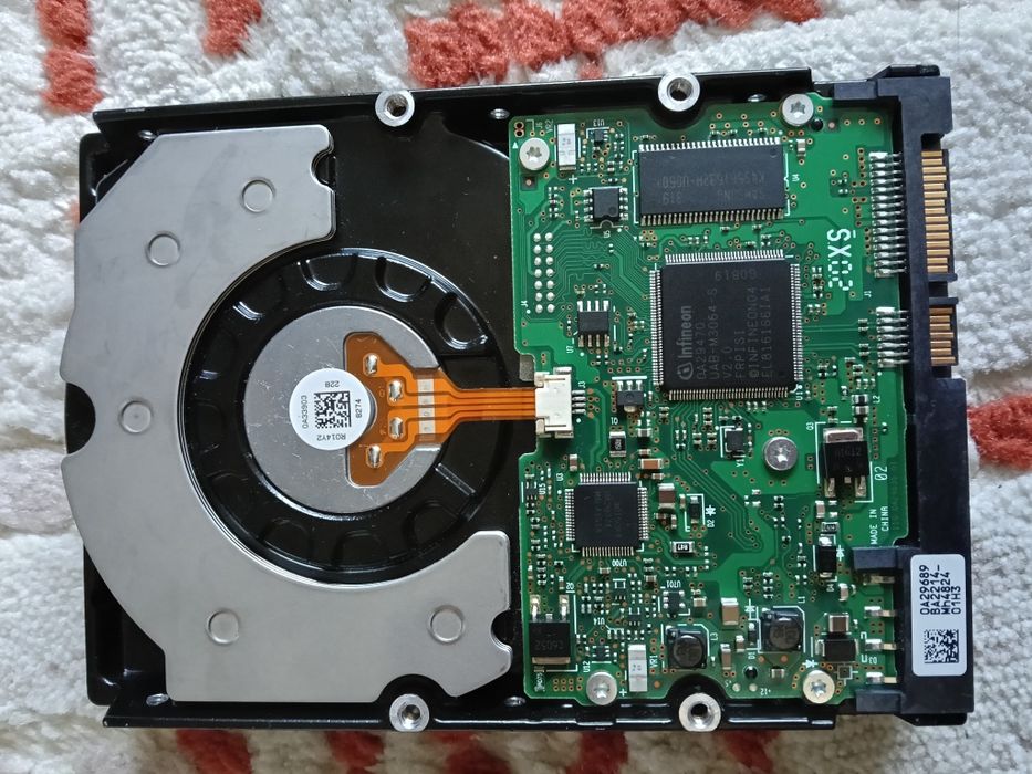 HDD Hitachi Deskstar 750GB