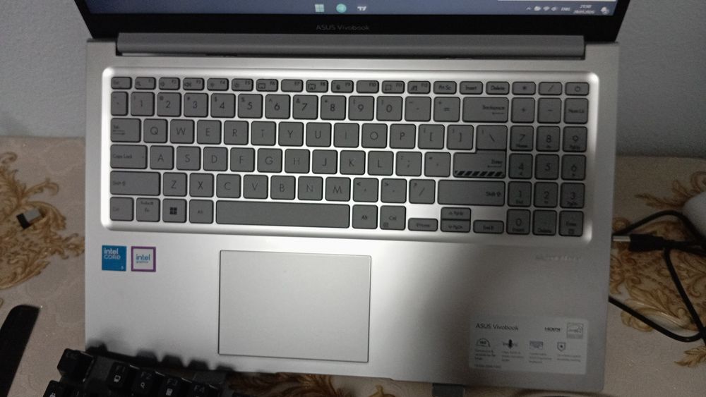 ASUS Vibook Yangi