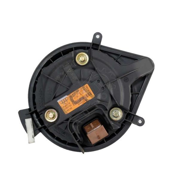 Мотор вентилатор парно AUDI A4 (B7) 2004-2008 ID: 143007