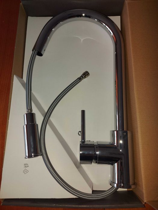 Смесител за кухненска мивка. Нов.