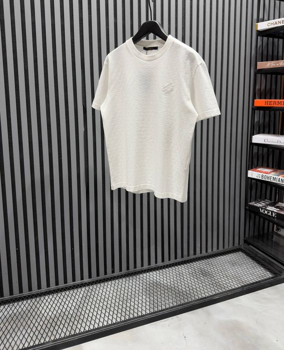 Мъжки тениски различни модели