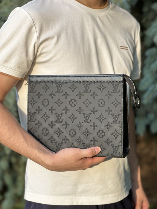 Барсетки Louis Vuitton
