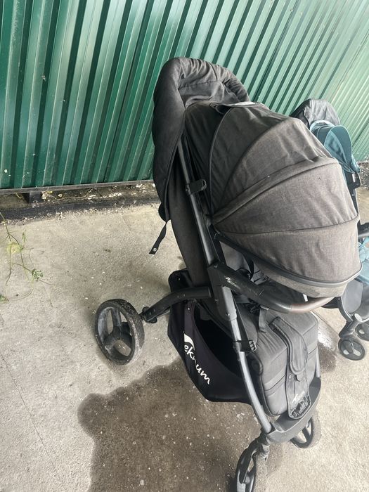 Продам детскую коляску