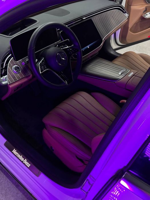 Mersedes bens E350e. 4 matik