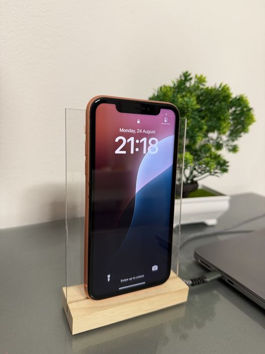 Iphone xr orange 64 gb