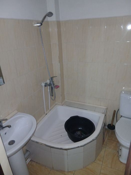 Kvartira sotiladi  7qavat 4qavatda 3xona