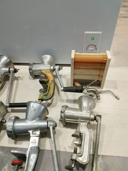 Продам мясорубки ссср .