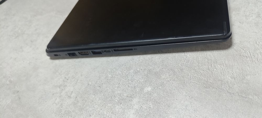 Ноутбук acer i3/8gb/ssd