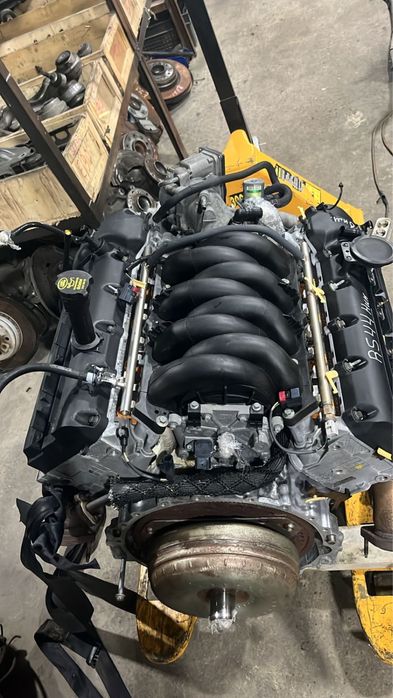 На запчасти мотор Land Rover 448pn