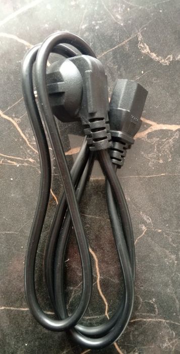 Шнур питания для компьютера