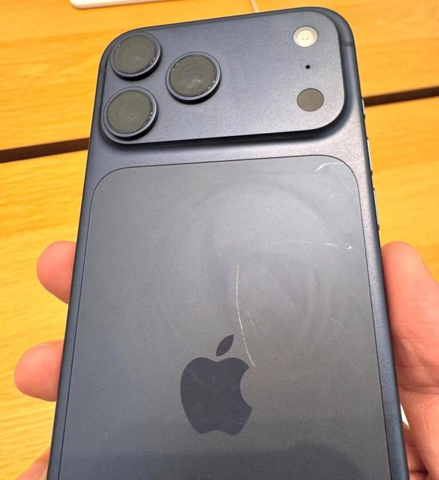 IPhone 17 Pro Срочно!!!