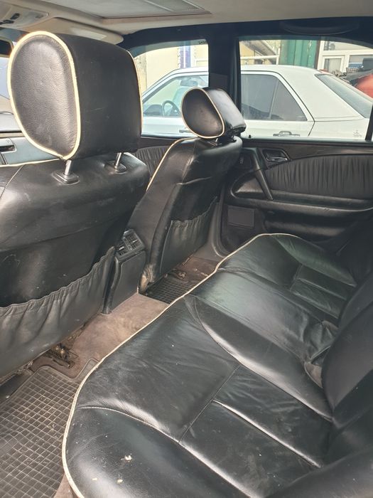 Mercedes Benz W210 E320