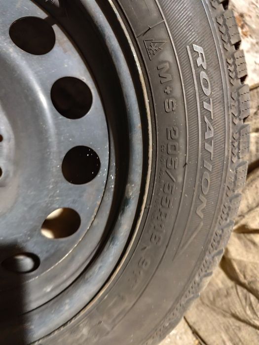 Оригинални джанти BMW 16" (ET31) с отлични зимни гуми Debica