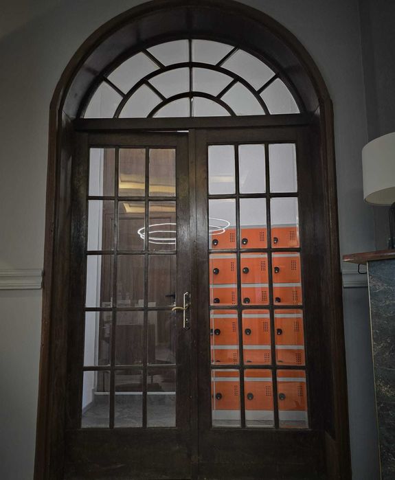 Дава се под наем Офис в София, Център - 260 кв.м за 1200 € - Снимка #21