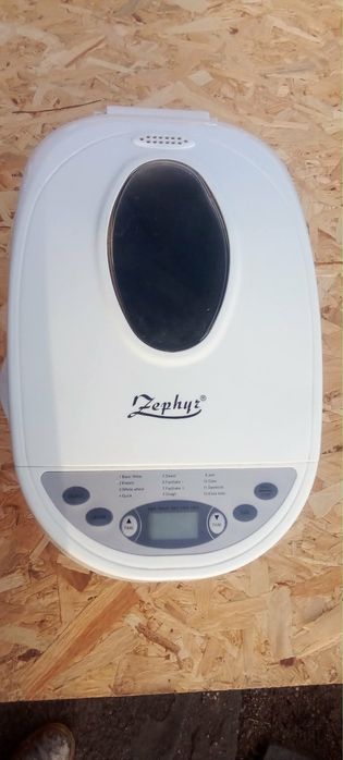 Хлебопекарна и микровълнова фурна