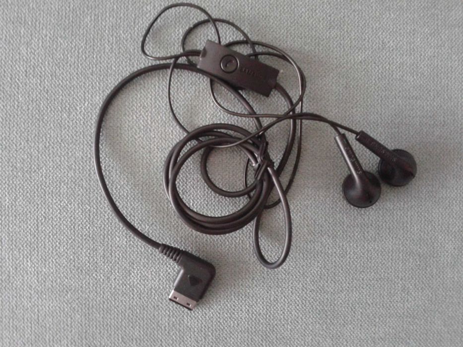 Set de casti AK SAMSUNG pentru telefoane mobile 2010-2015, absolut noi