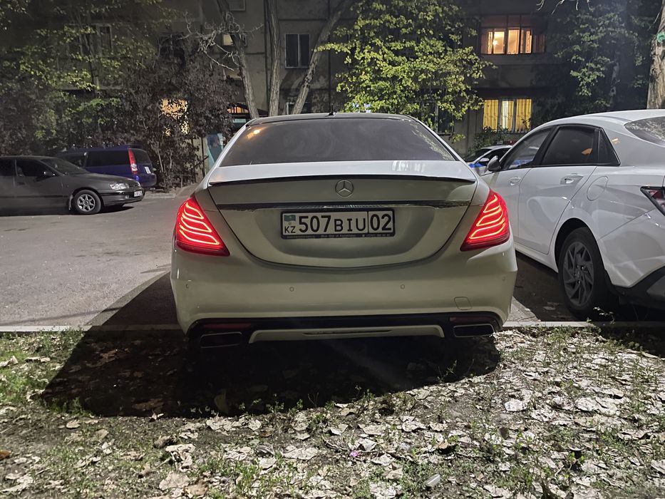 Мерседес в кузове W222