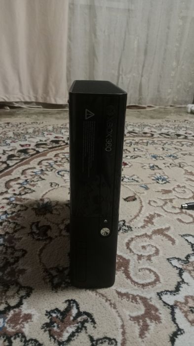 Продам или обменяю Xbox 360 E