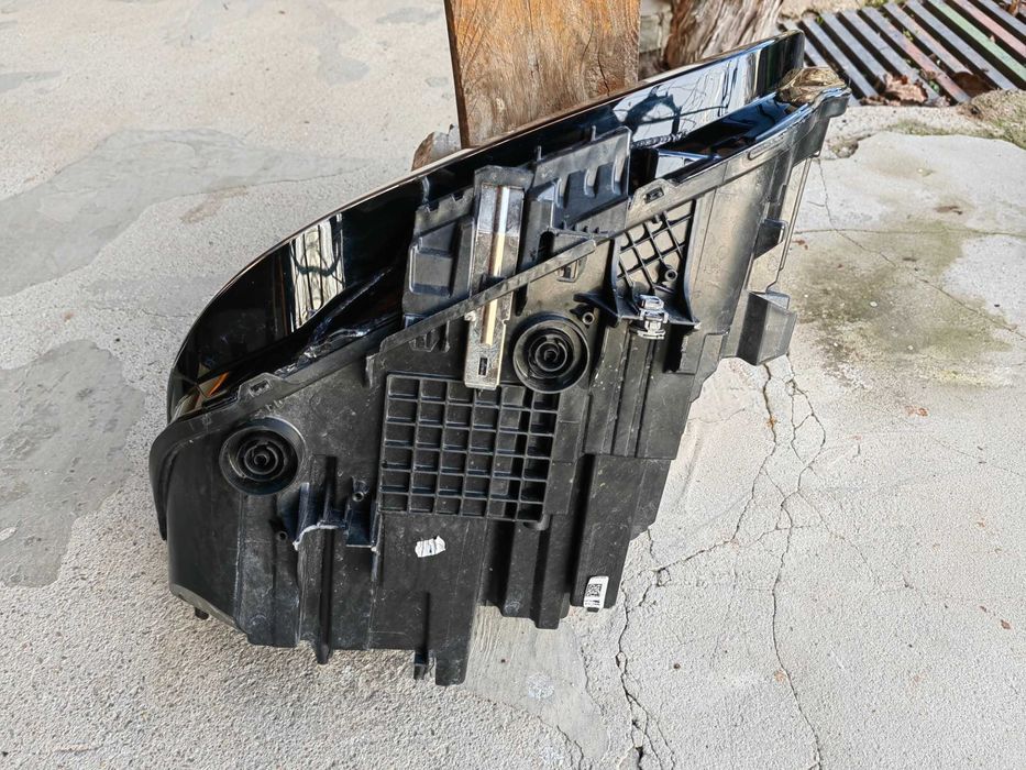 Фар BMW X1 F48 FULL LED LCi десен/Фар БМВ Х1 Ф48 LED Оригинален