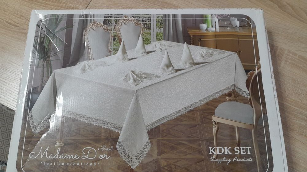 Продам скатерт ,новая