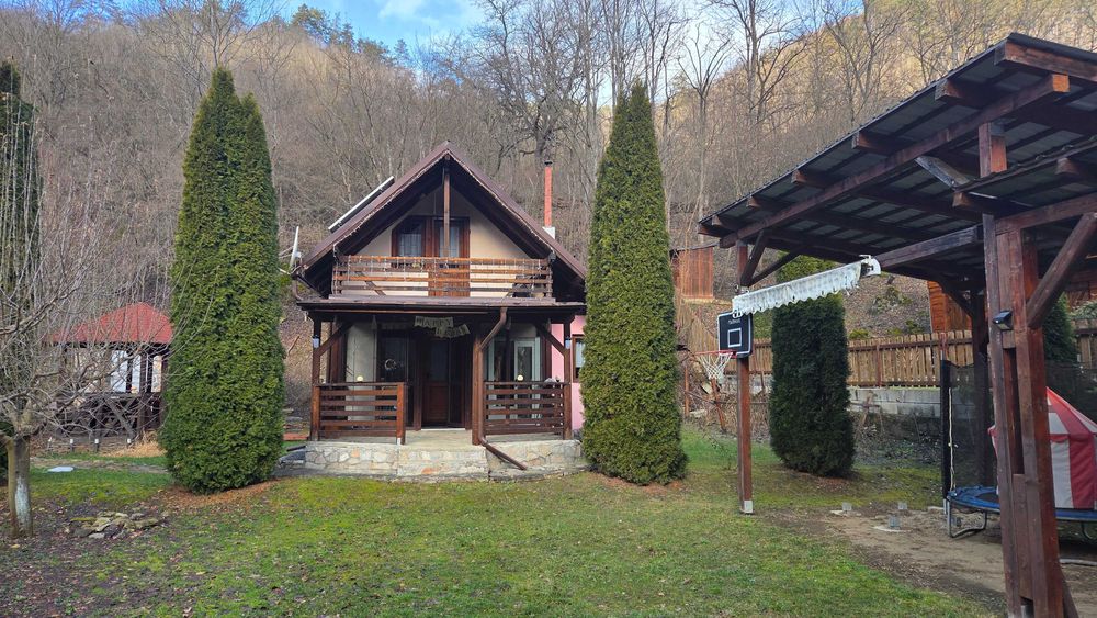 Vand cabana valea Ariesului