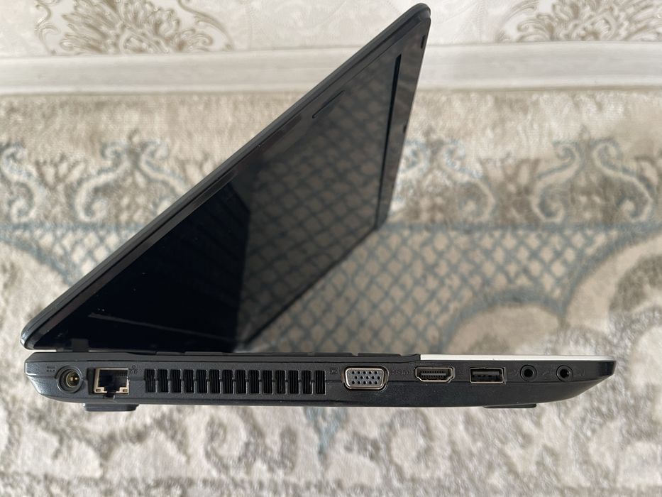 Продам ноутбук Acer Aspire E1-531 Core i3