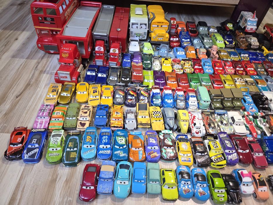 Masinute disney cars metalice