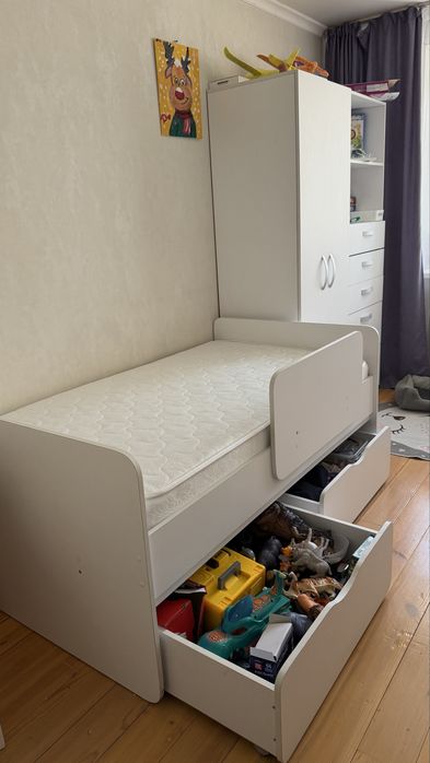 Продам кровать для детей