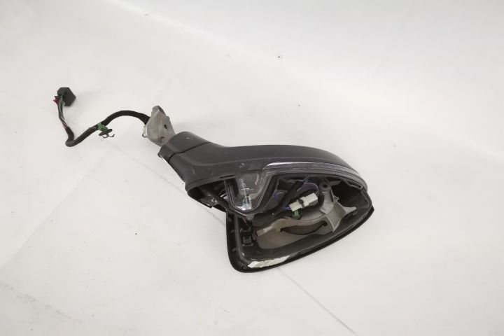 Оригинално дясно огледало в добро състояние, електрическо Фолксваген В