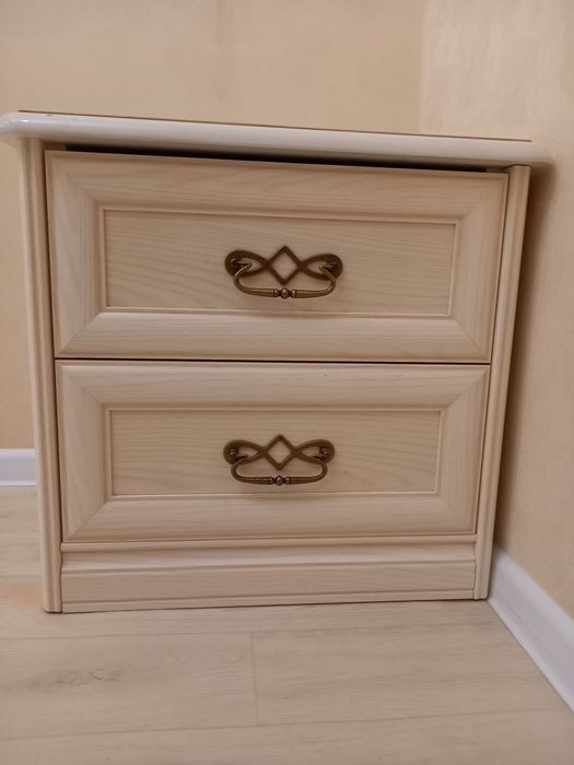 Продам прикроватная тумба