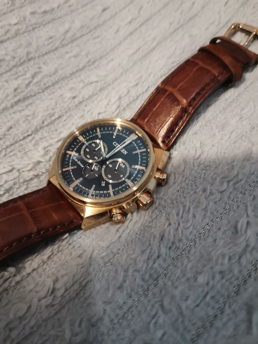 Titlu: Citizen Eco-Drive Chronograph – Cadran Albastru – Curea Piele – Stare Excelentă