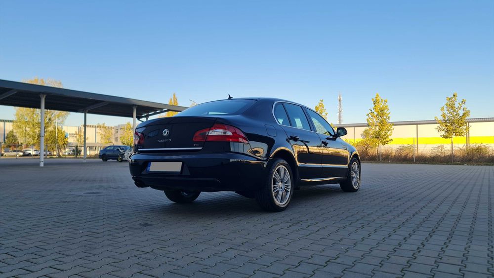 SKODA Superb 2, berlina, 4x4, motor 2.0 TDI - 170CP - an 2011 - Euro 5