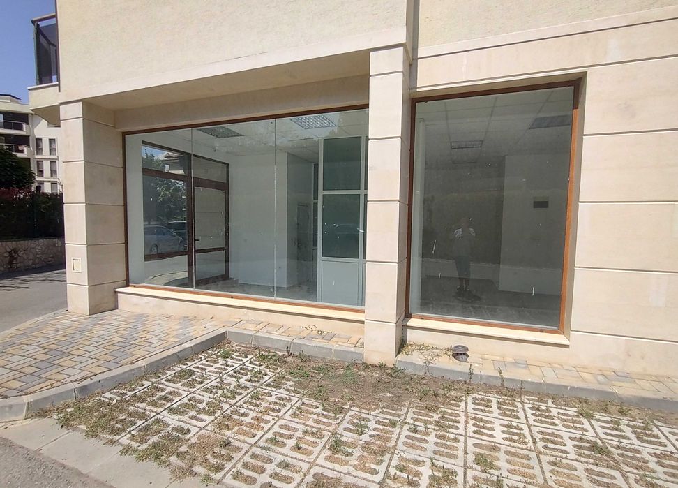 Продава се Ателие в с. Шкорпиловци, Област Варна - 61 кв.м за 2000 €/кв.м - Снимка #1